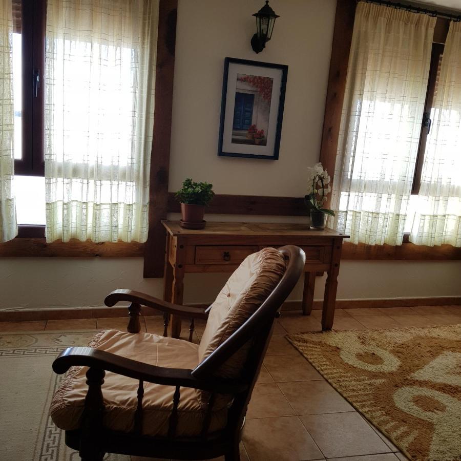 Bed and Breakfast Puerta Al Duraton Sebulcor Екстер'єр фото