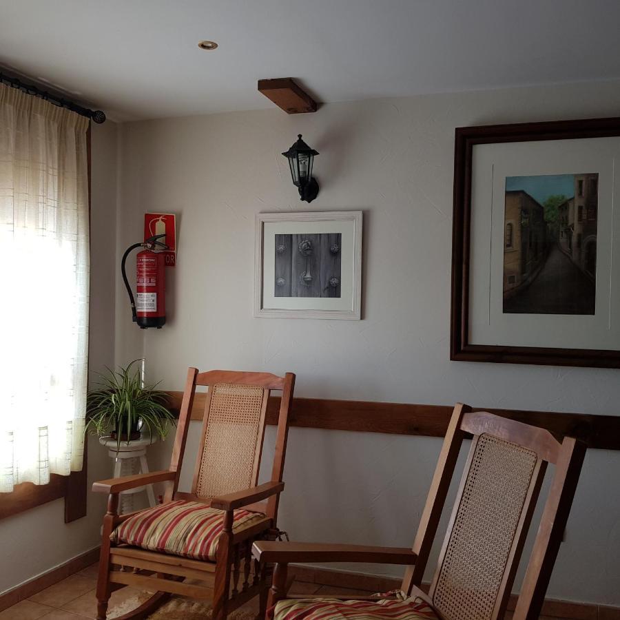 Bed and Breakfast Puerta Al Duraton Sebulcor Екстер'єр фото