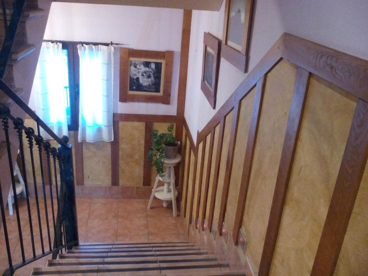 Bed and Breakfast Puerta Al Duraton Sebulcor Екстер'єр фото
