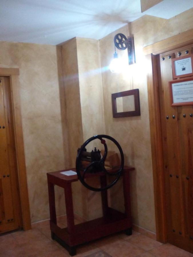 Bed and Breakfast Puerta Al Duraton Sebulcor Екстер'єр фото